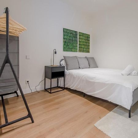 Modern Apt & Cool Interior Design En El Retiro Appartement Madrid Buitenkant foto