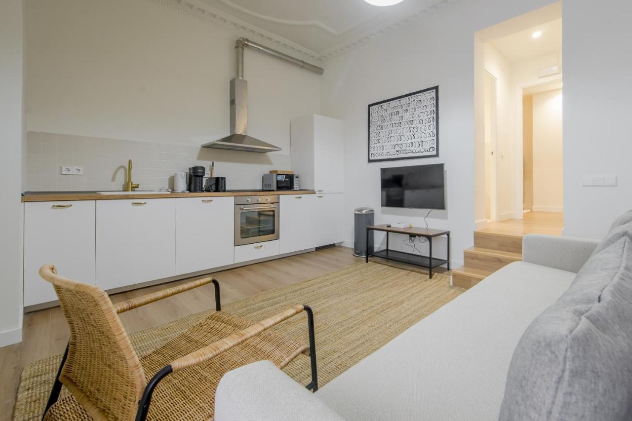 Modern Apt & Cool Interior Design En El Retiro Appartement Madrid Buitenkant foto