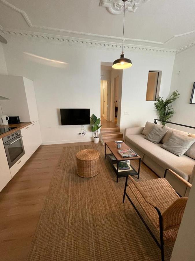 Modern Apt & Cool Interior Design En El Retiro Appartement Madrid Buitenkant foto