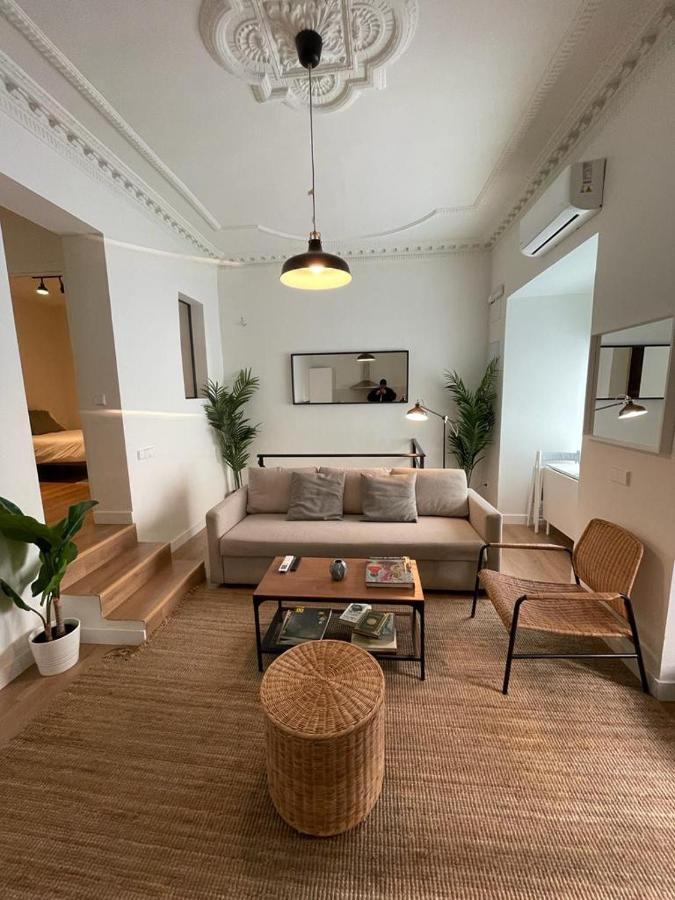 Modern Apt & Cool Interior Design En El Retiro Appartement Madrid Buitenkant foto