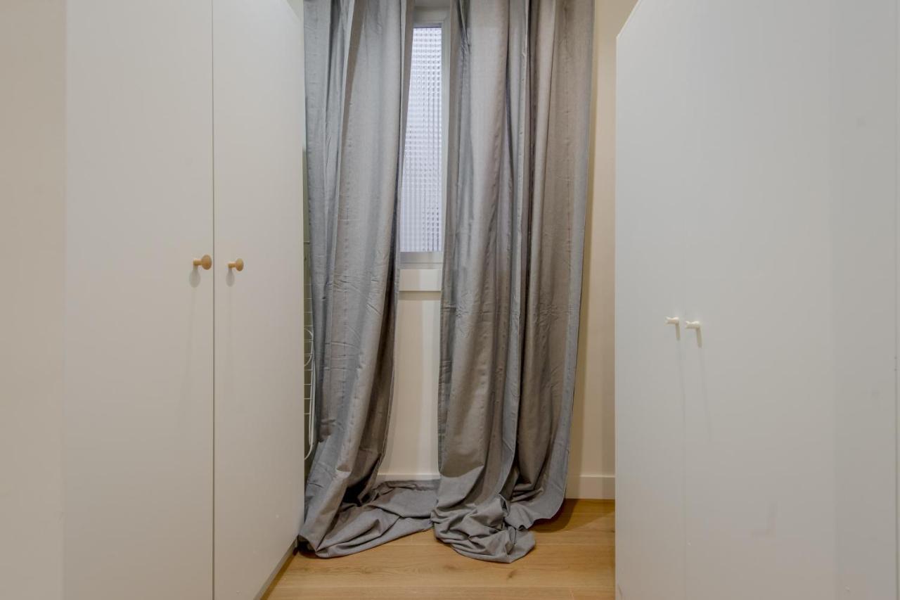 Modern Apt & Cool Interior Design En El Retiro Appartement Madrid Buitenkant foto