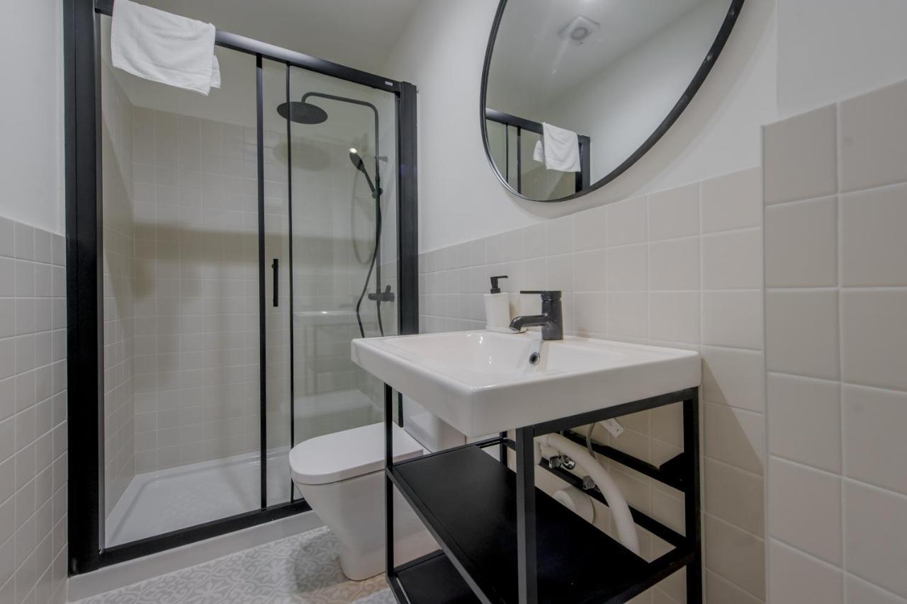Modern Apt & Cool Interior Design En El Retiro Appartement Madrid Buitenkant foto